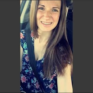 Meet your Posher, Cassandra